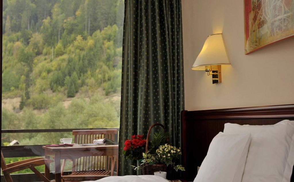 Zan Hotel Войняса Екстериор снимка