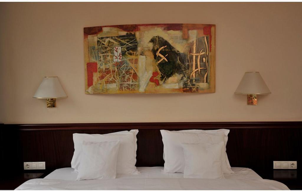 Zan Hotel Войняса Екстериор снимка